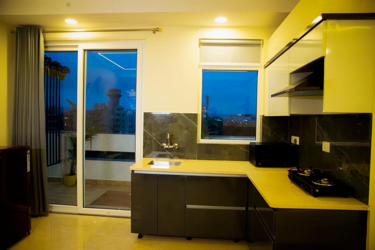 Lime Tree Luxury Studio - Service Apartment Near Artemis Hospital ,Γκουργκάον Εξωτερικό φωτογραφία